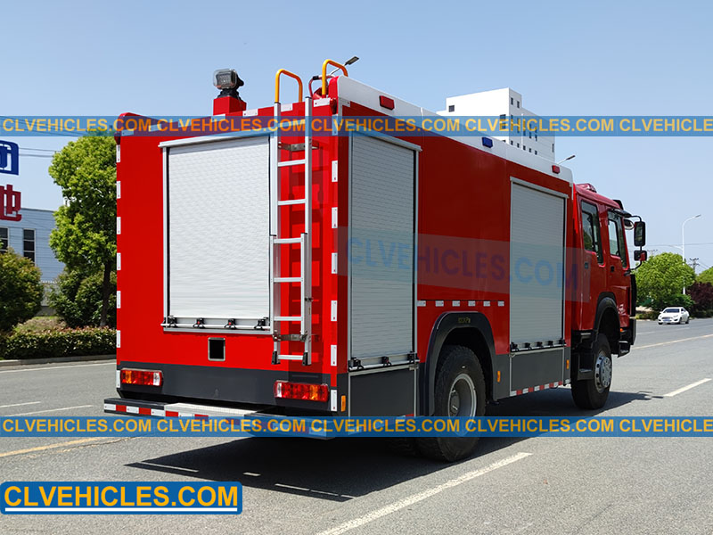 4x4 fire truck