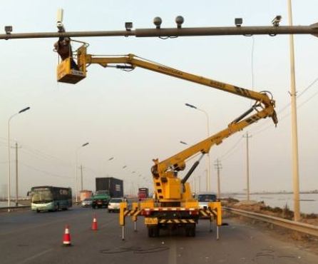 Aerial Work Platform Truck