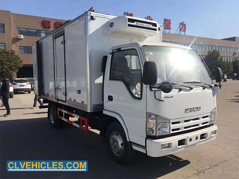 ISUZU 5000KG refrigerated truck