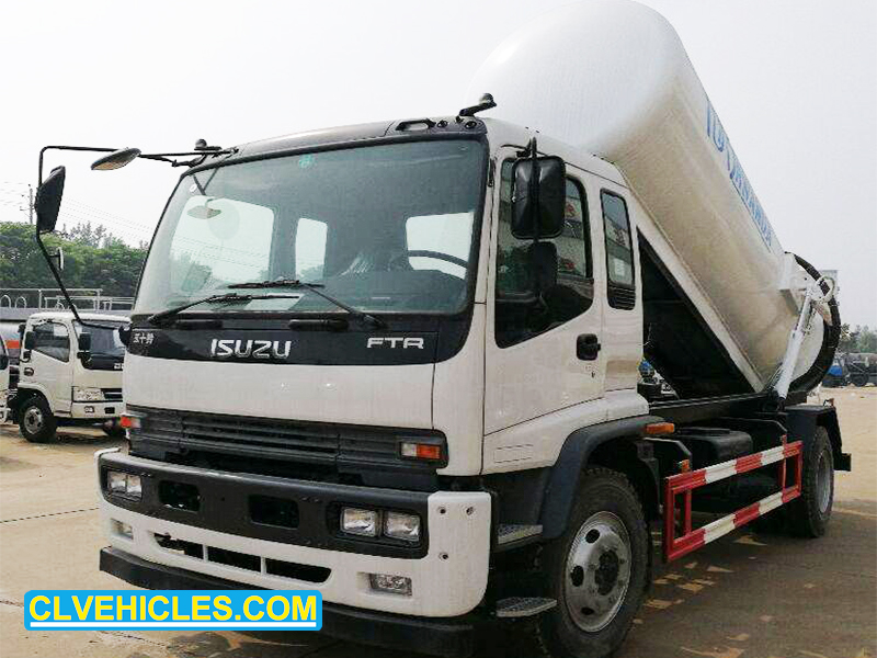 ISUZU sewage suction truck