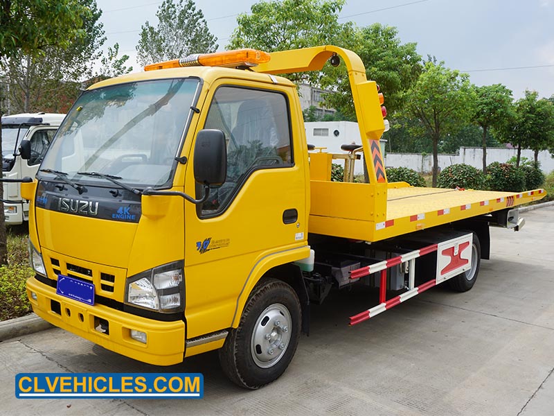 ISUZU wrecker truck