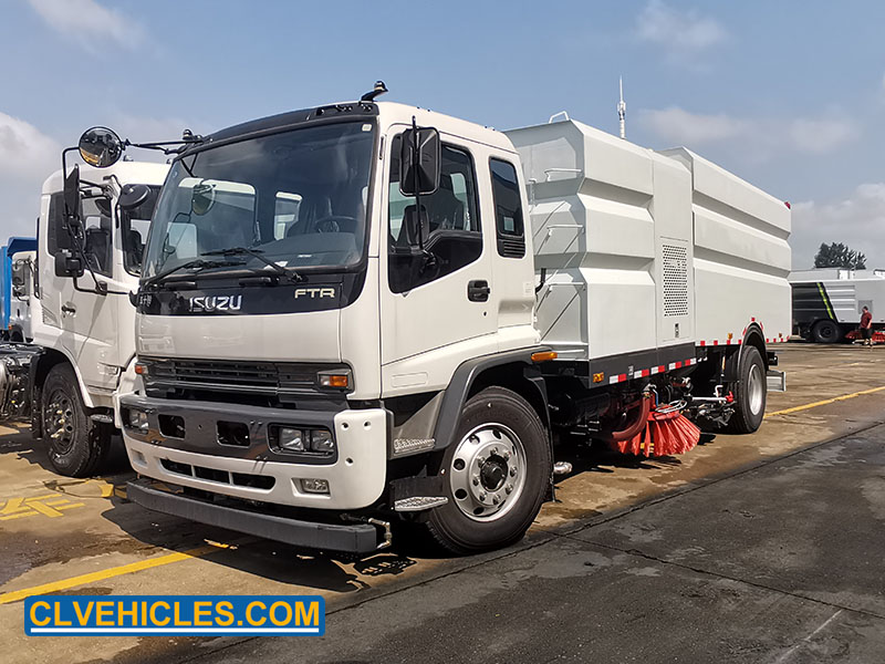 ISUZU FTR Sweeper truck