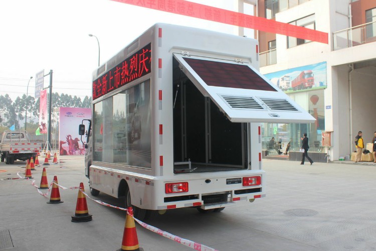 LED screen truck