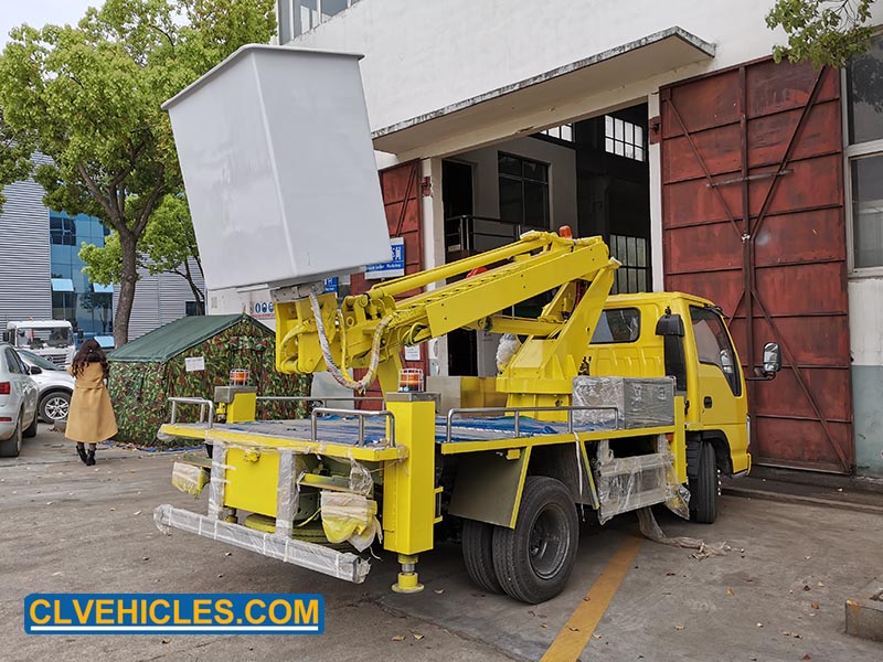 ISUZU aerial truck