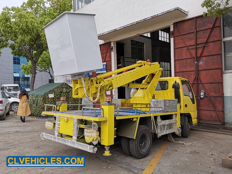 ISUZU aerial truck