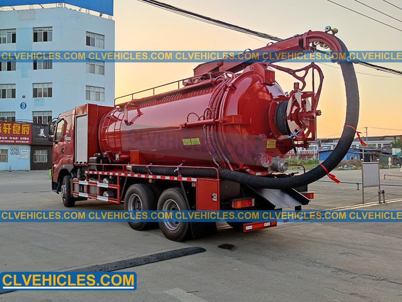 sewage cleaning truck