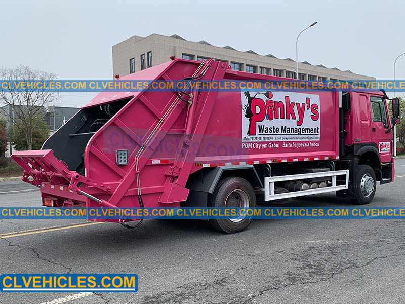 Compactor garbage truck