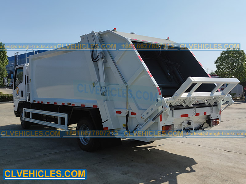 compactor garbage truck