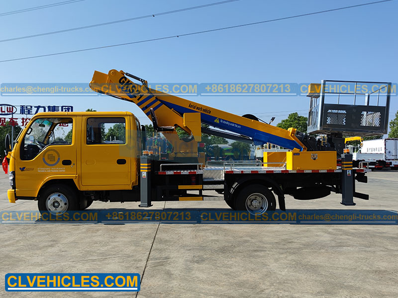 ISUZU manlift truck