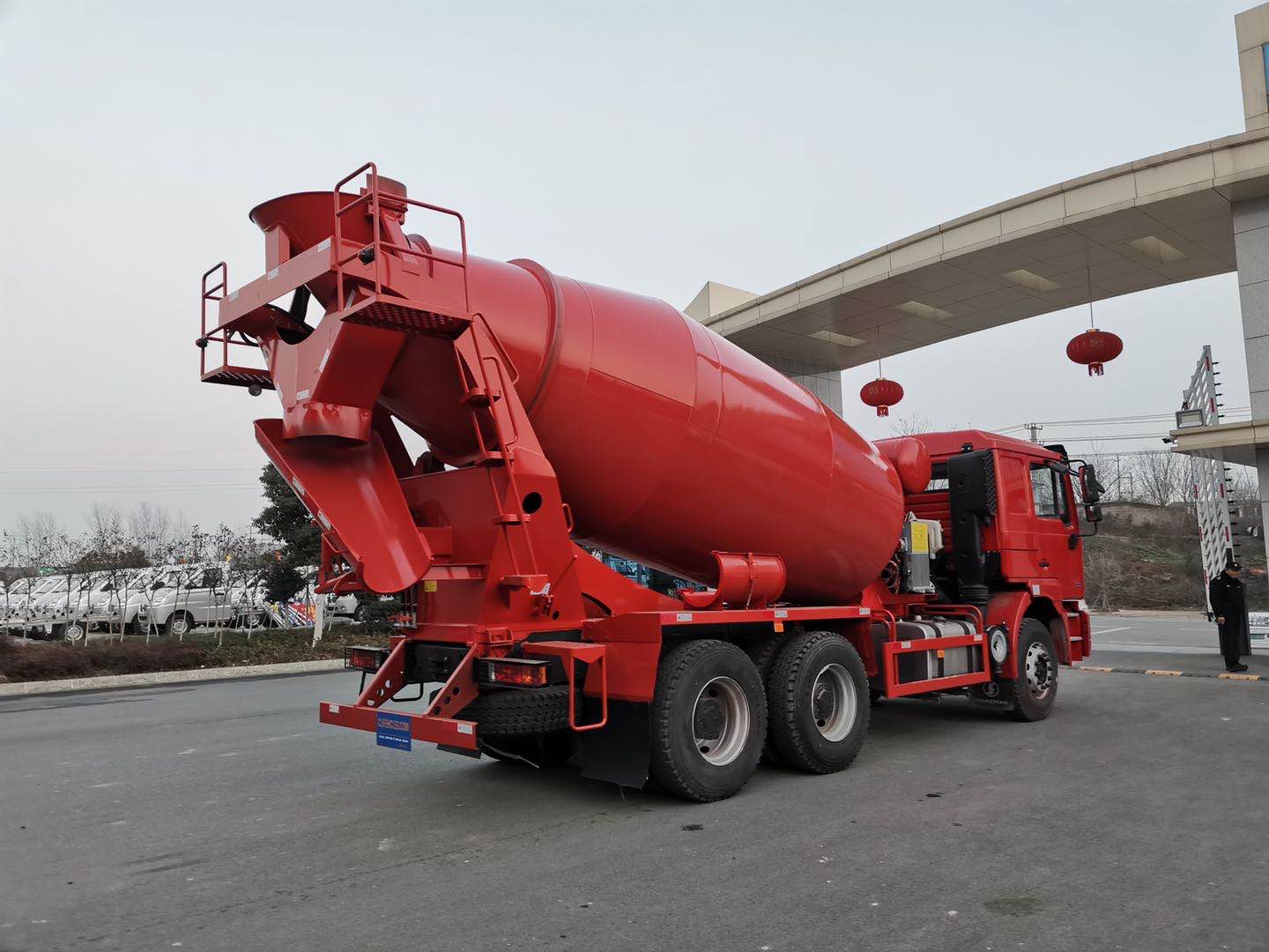 F3000 mixer truck