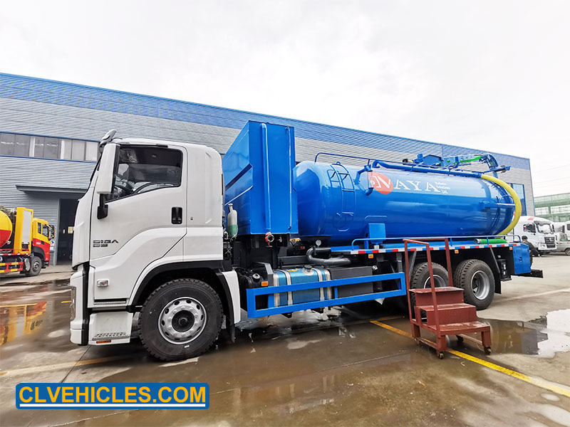 vacuum suction truck