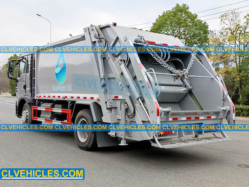 rear loader garbage truck