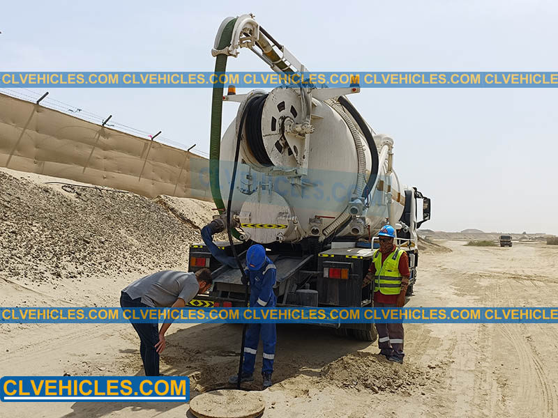 sewage tank truck