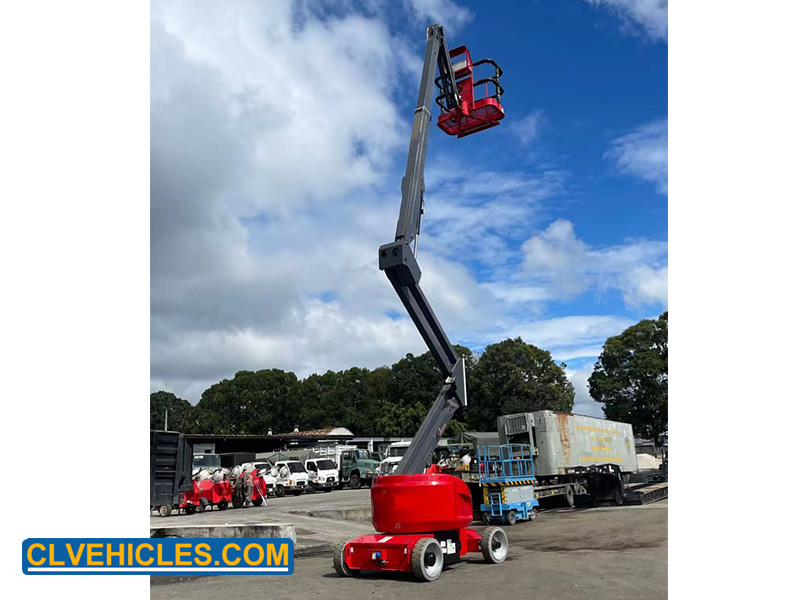 Self-propelled aerial working truck