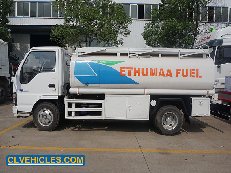 ISUZU oil tanker truck