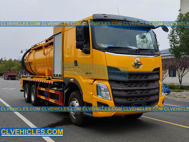 Sewage suction truck