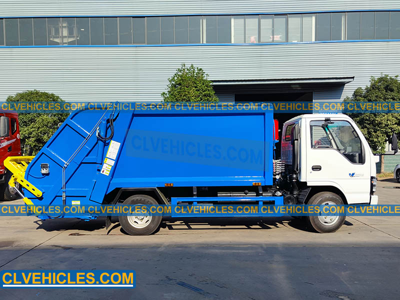 ISUZU compactor garbage truck