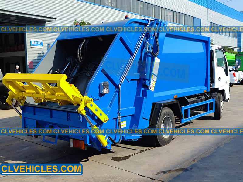 compressed garbage truck