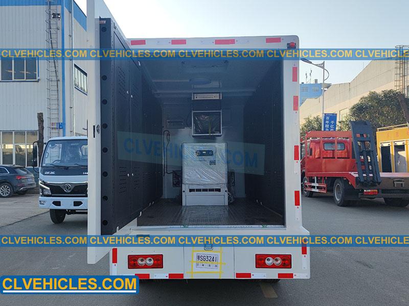 Mobile LED screen truck