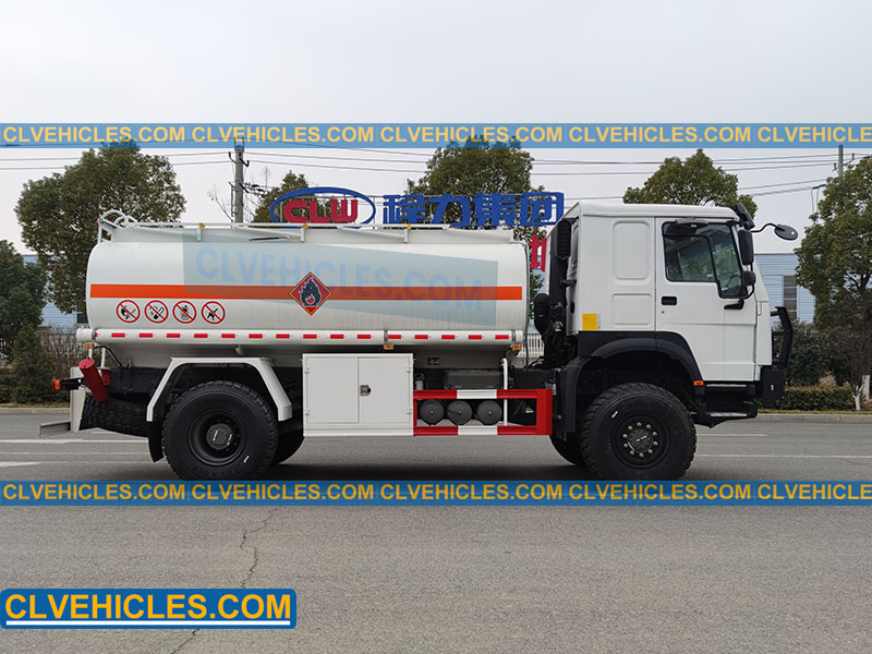 Oil tank truck