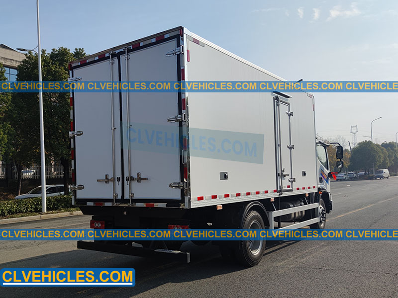 refrigerated box truck