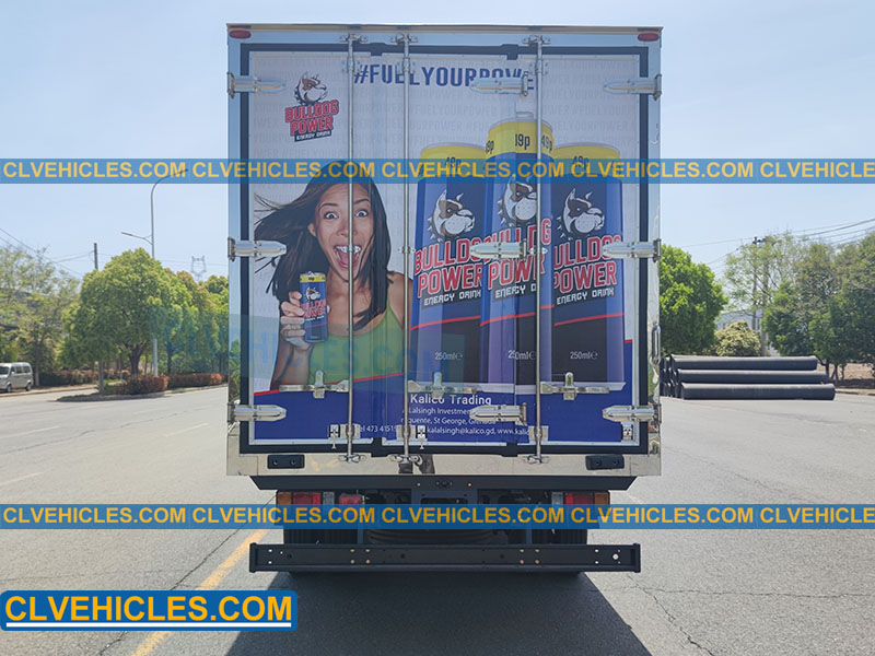 ISUZU freezer truck