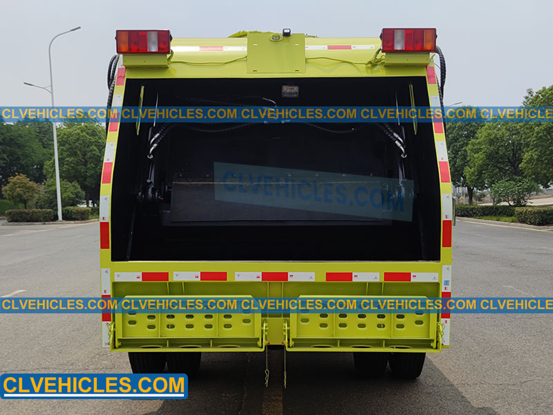 HOWO RHD Garbage Truck