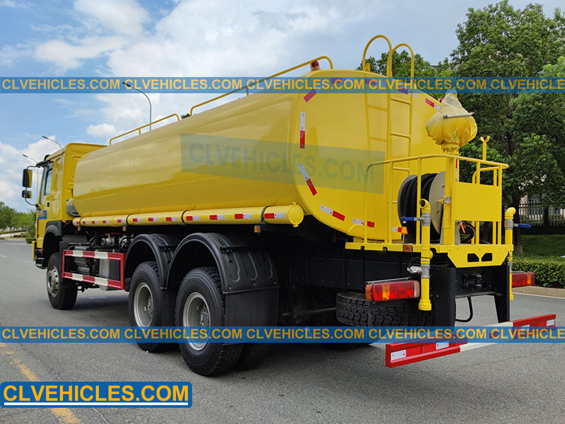 AWD water tank truck