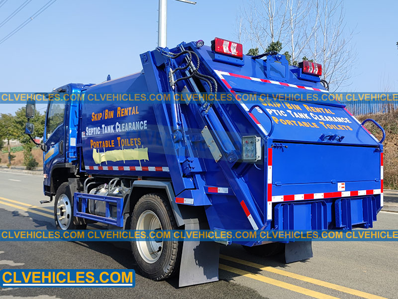 SHACMAN 6CBM garbage truck