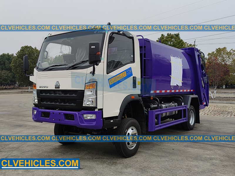 AWD compactor garbage truck