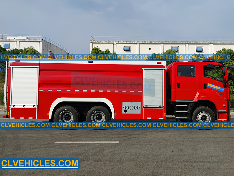 ISUZU GIGA fire engine