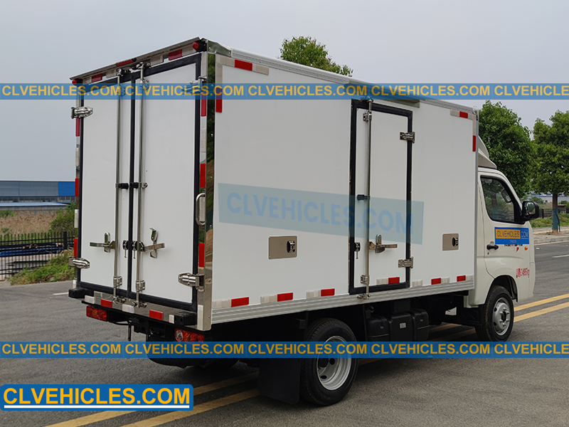 FOTON light duty refrigerator truck
