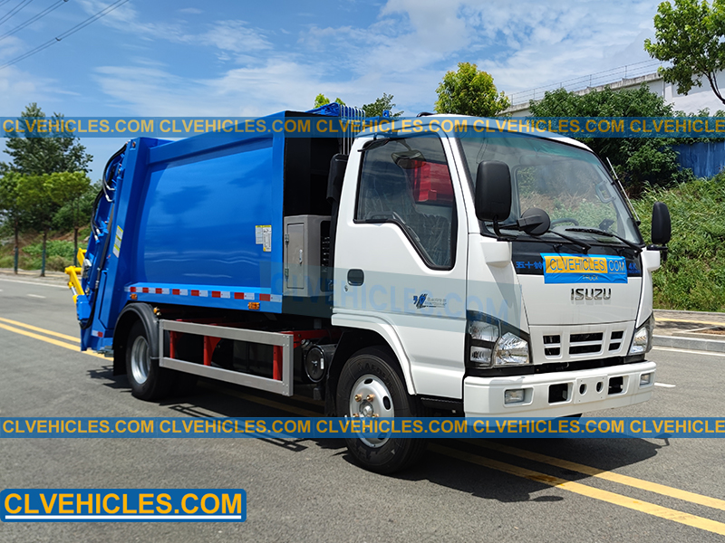 ISUZU garbage compactor truck