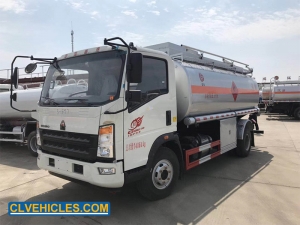 Oil Transporting Tank Truck