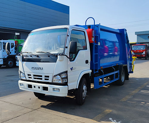 One Unit of ISUZU Compactor Garbage Truck Ship to Cayman Islands