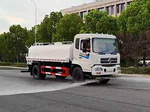 DONGFENG KINGRUN RHD 15CBM Water Spray Truck Operation