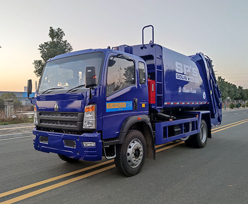 One Unit of HOWO RHD 12CBM Garbage Compactor Truck Ship to Greneda