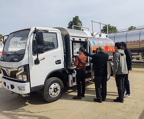 Customer from Thailand Come to Visit Clvehicles.com