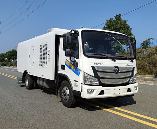 One Unit of FOTON 7500L Road Dust Suction Sweeper Truck Ship to Guatemala