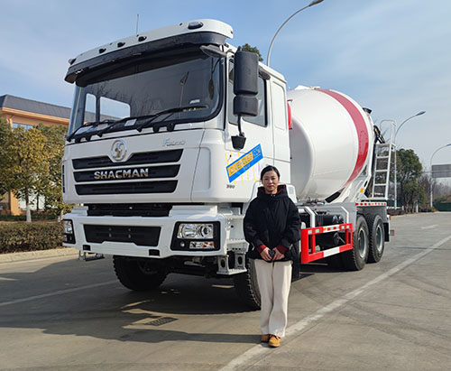 One Unit of SHACMAN RHD 10CBM Concrete Mixer Truck Ship to Uganda